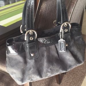 Barely used Authentic Coach Handbag